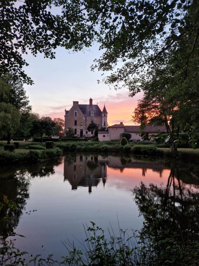 Chateau De La Verie Challans Exterior foto
